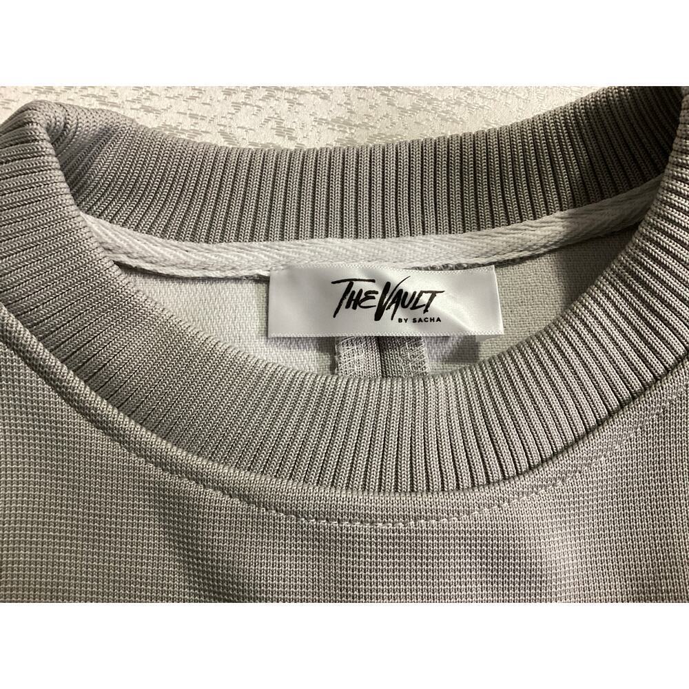 The Vault sleeveless ribbed knit boxy silhouette top pleated front Large gray - Picture 7 of 7